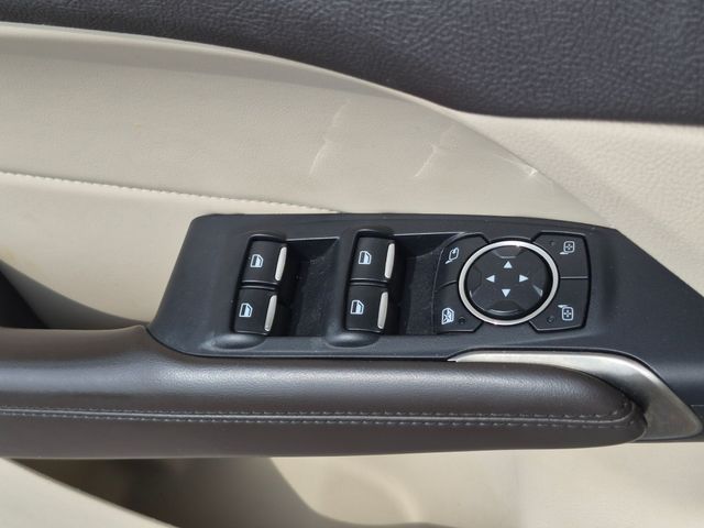 2017 Lincoln MKC - Image 48