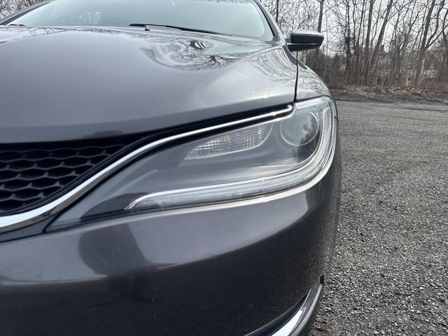 2015 Chrysler 200 - Image 8