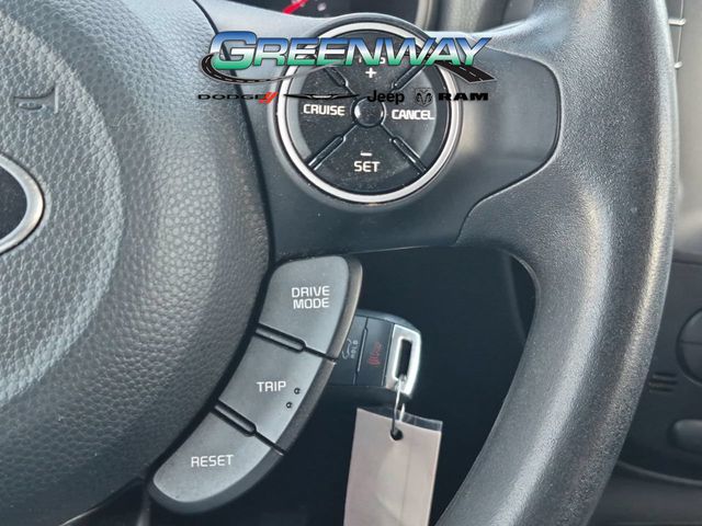 Used 2018 Silver Kia Plus image 23