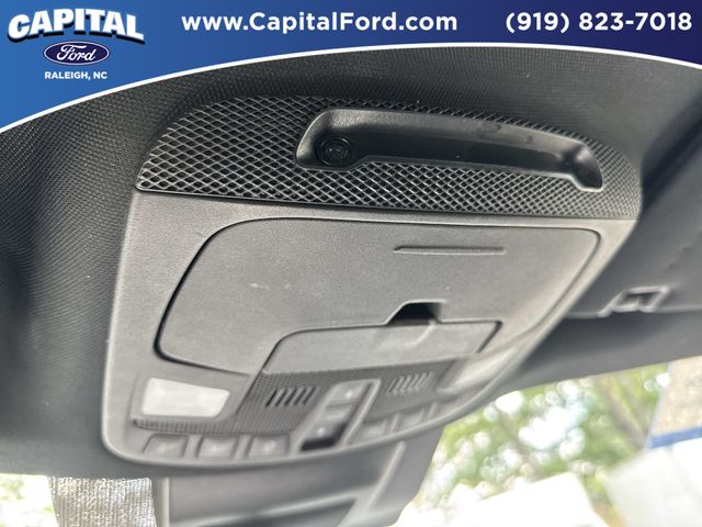 Used 2020 Black Ford XLT image 33