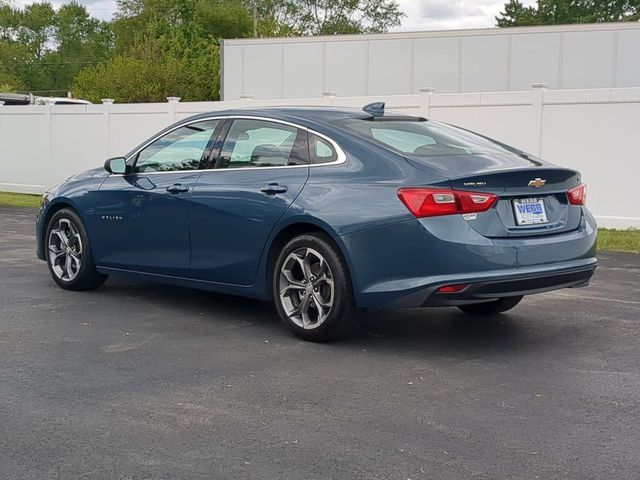 2024 Chevrolet Malibu LT photo