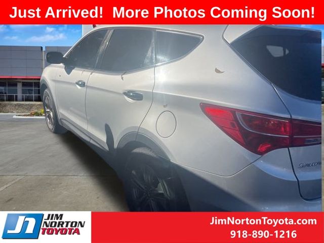 2016 Hyundai Santa Fe Sport 2.4 Base 9