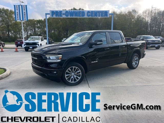Diamond Black Crystal Pearlcoat 2022 RAM 1500 Pickup Truck 4X2 8-Speed Automatic