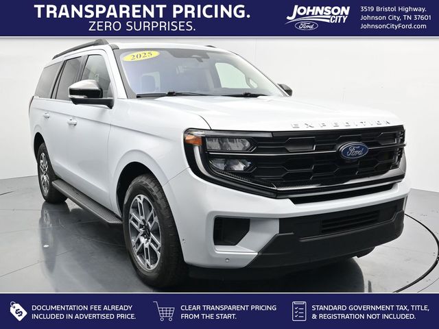 Space Silver Metallic 2025 Ford Expedition SUV / Crossover Four-Wheel Drive Automatic