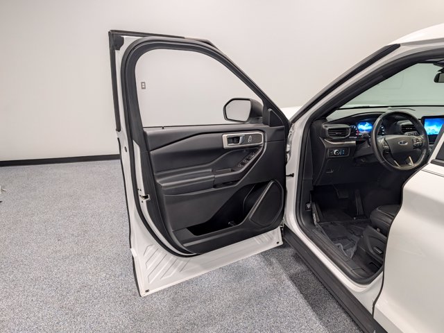 Used 2020 White Ford XLT image 9