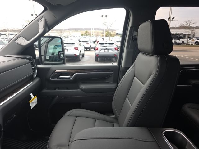 New 2026 Gray Chevrolet LT image 27