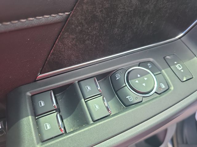 Used 2024 Agate Black Metallic Ford XLT image 28
