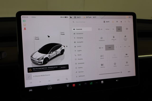 TeslaModel 327