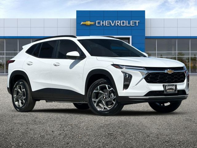 2025 Chevrolet Trax LT 2