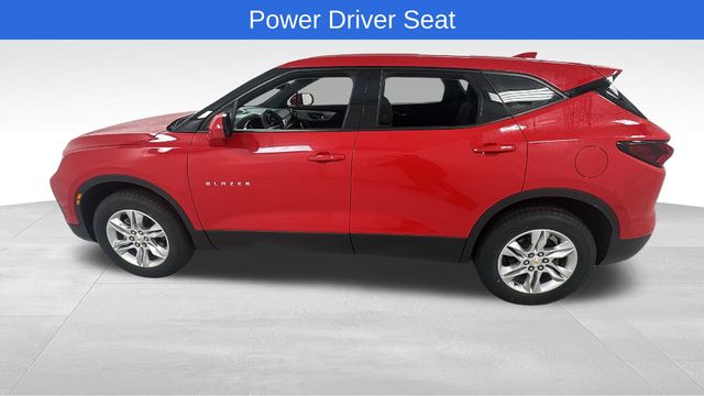 View vehicle photo 6