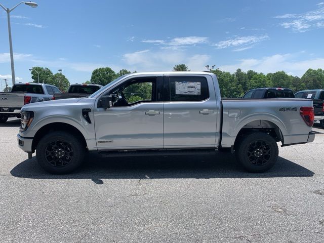 2024 Ford F-150 XLT 2