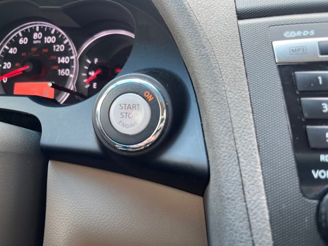2011 Nissan Altima - Photo 23