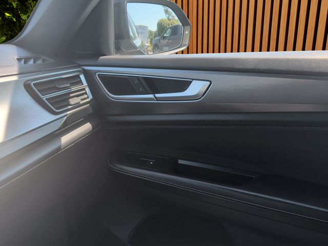 2024 VOLKSWAGEN ATLAS CROSS SPORT SE • 2.0L TURBO • FWD CLEAN CARFAX • 1 OWNER PANORAMIC SUNROOF • APPLE CARPLAY • ADAPTIVE CRUISE • BLIND SPOT MONITOR Thumbnail