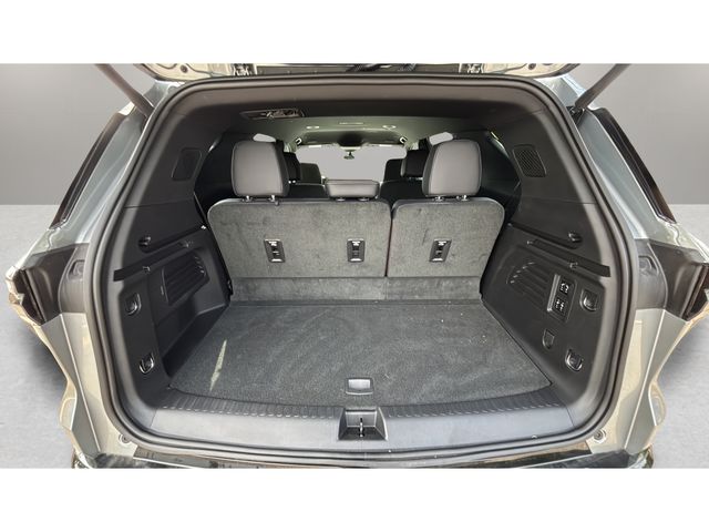 Used 2026 Gray Chevrolet High Country image 31