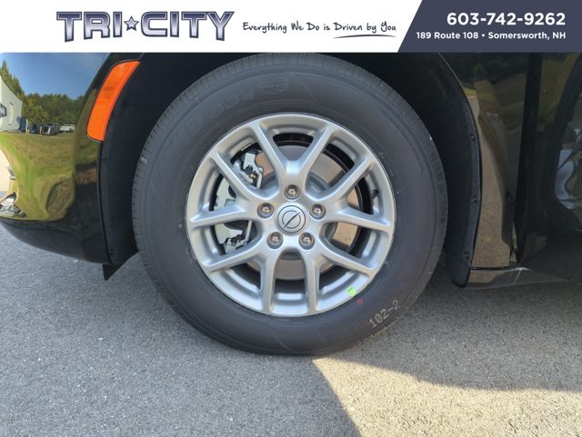 2026 Chrysler Voyager LX photo 24