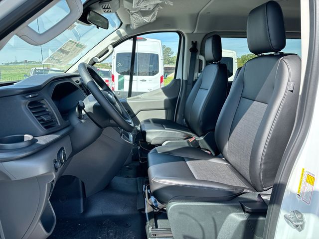 New 2026 Oxford White Ford Passenger Van XL image 17