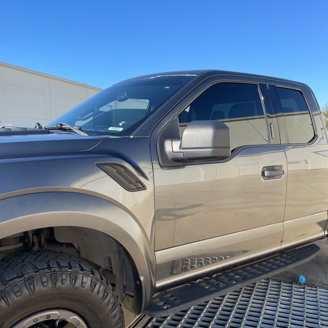 2017 Ford F-150 Raptor 2