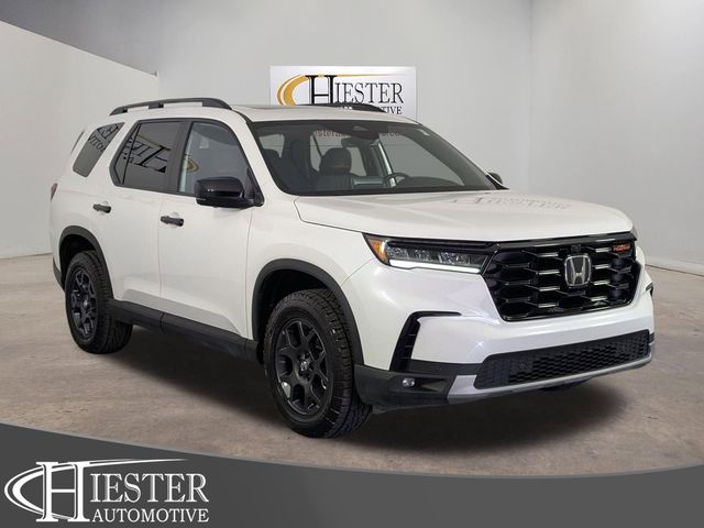 2025 Honda Pilot TrailSport AWD SUV / Crossover All-Wheel Drive Automatic
