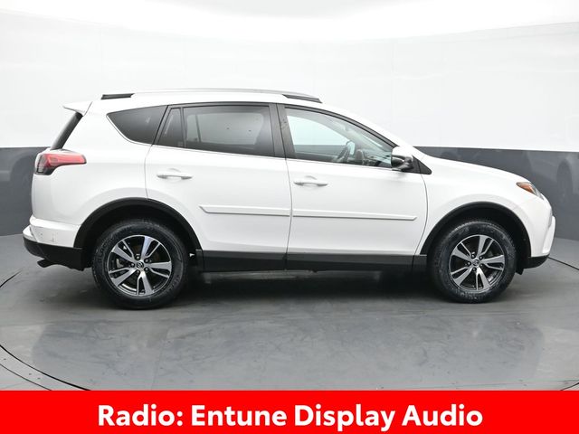 2018 Toyota RAV4 XLE 8