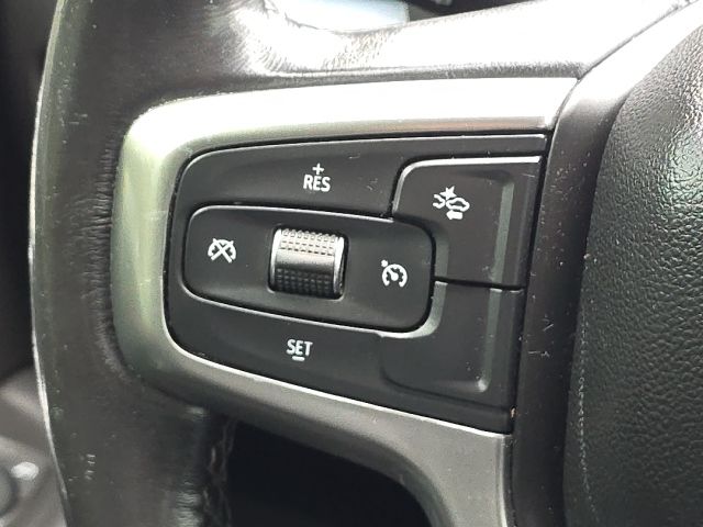 2022 Chevrolet Suburban LT:168357A