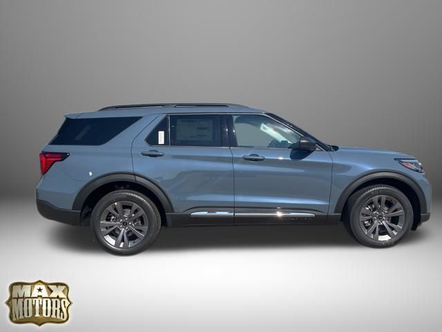 2025 Ford Explorer Active 10