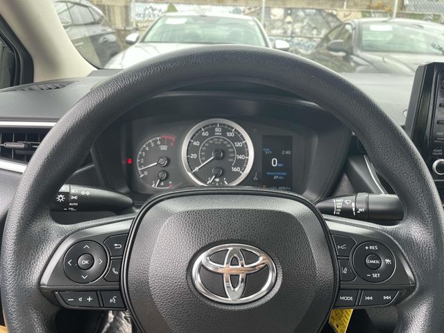 2022 Toyota Corolla LE 27