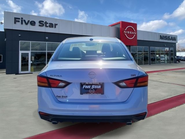 New 2025 Gray Nissan 2.5 SR image 3