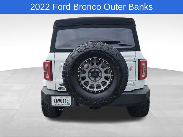 2022 Ford Bronco Base 8