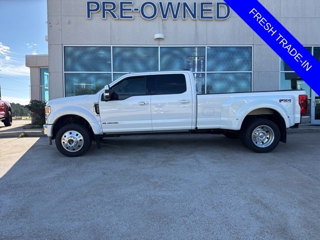 Star White Metallic Tri-Coat 2020 Ford F-450 Super Duty Lariat Crew Cab LB DRW 4WD Pickup Truck Four-Wheel Drive Automatic