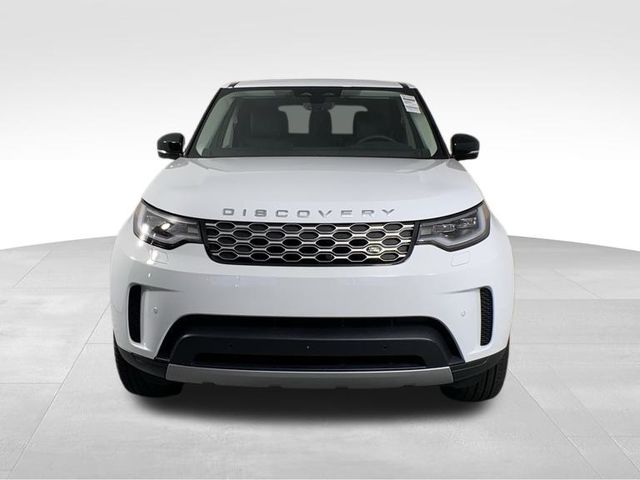 2024 Land Rover Discovery S 10