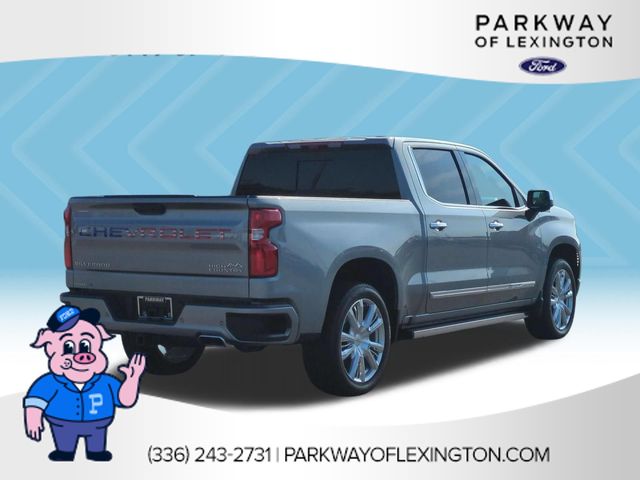 Used 2025 Gray Chevrolet High Country image 5