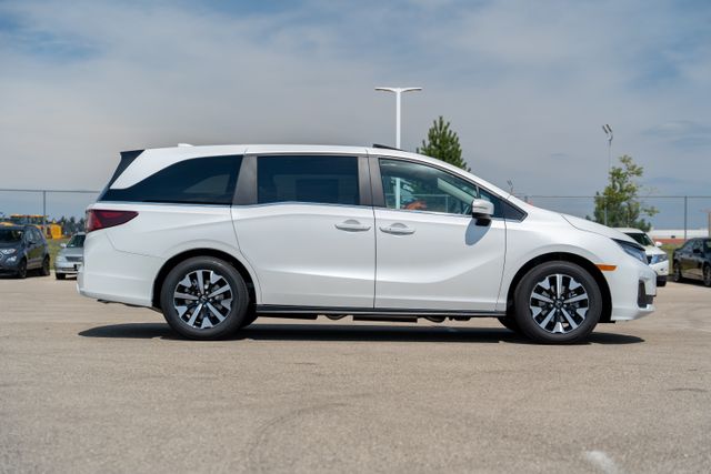 2025 Honda Odyssey EX-L 8