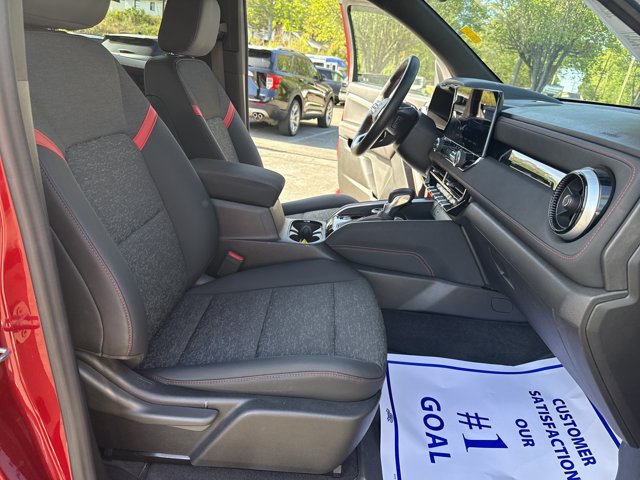 Used 2023 Red Chevrolet Z71 image 39