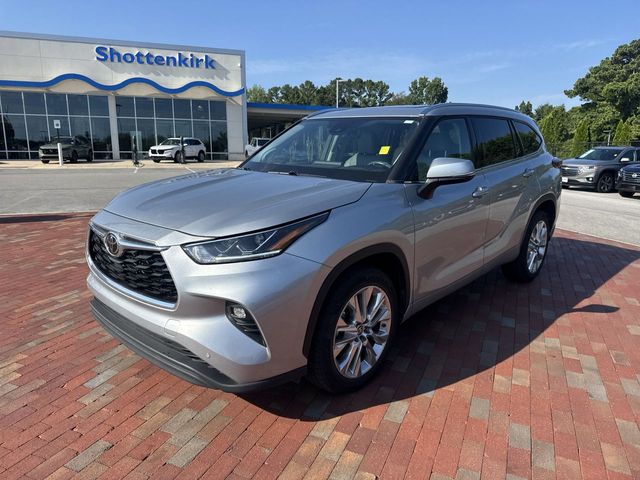 2021 Toyota Highlander Limited 4x2 V6's photo