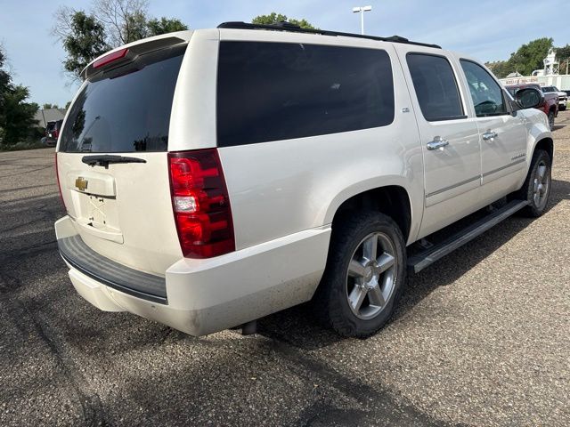 2013 White Diamond Clearcoat Chevrolet Suburban 1500 LTZ 4X4 SUV