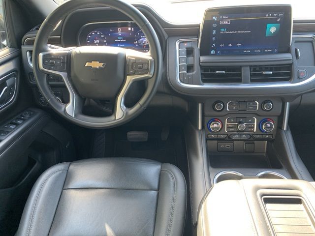 2023 Chevrolet Suburban LT 17