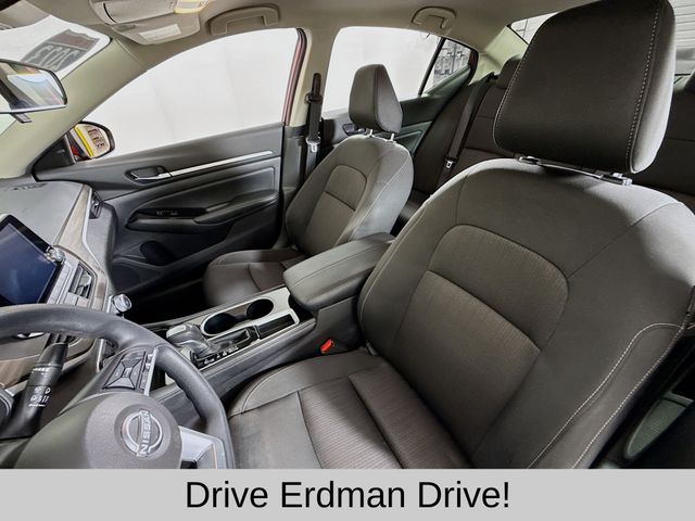 Used 2023 Nissan Altima Sedan