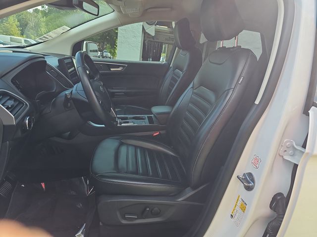 Used 2024 White Ford SEL image 14