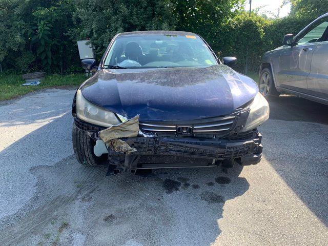 Used 2014  Honda LX image 3