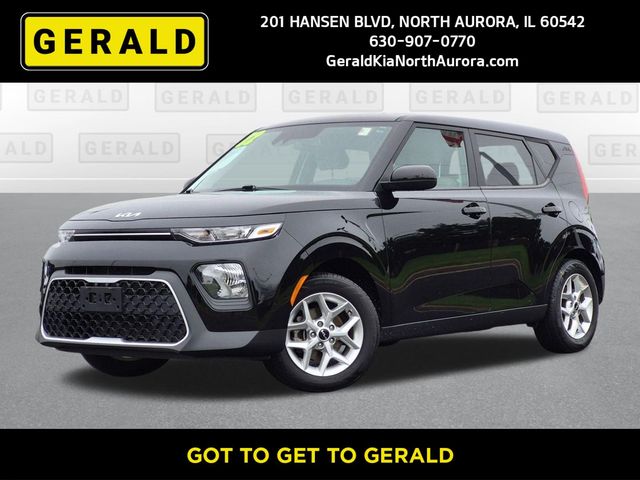 Cherry Black 2022 Kia Soul SUV / Crossover Front-Wheel Drive Continuously Variable Transmission