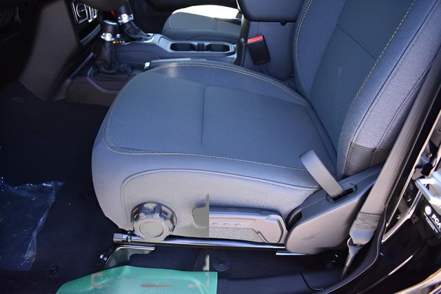 New Car 2025 Jeep Gladiator  Sport S For Sale Under $50,000 In Austin, Texas