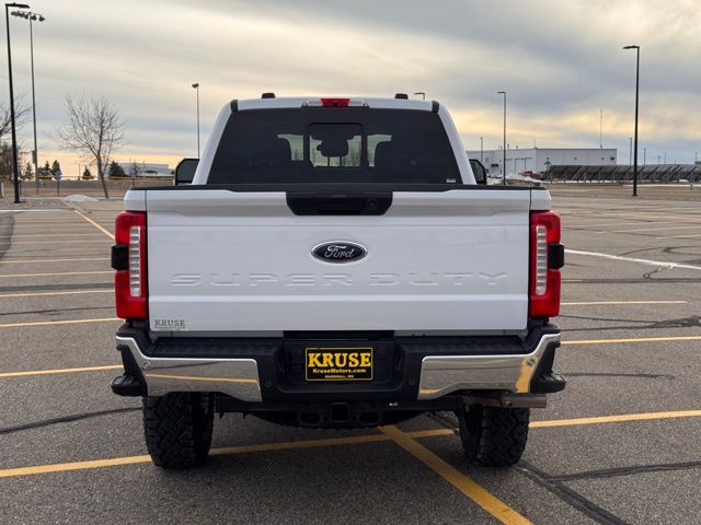 2026 Ford F-350 XLT