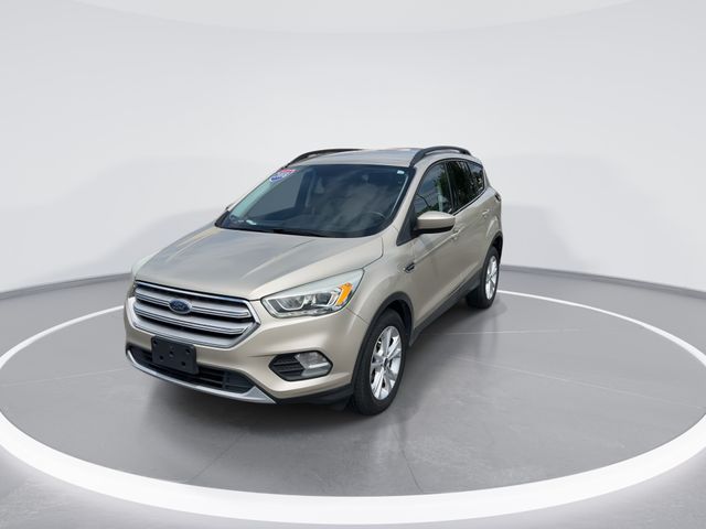 Used 2018 Gold Ford SEL image 2