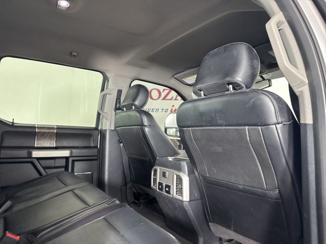 2019 Ingot Silver Metallic Ford Super Duty F-250 SRW Lariat 4X4 Truck
