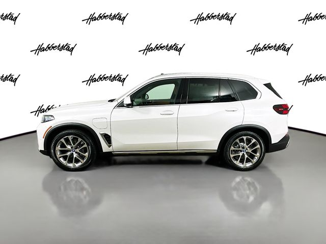 2025 BMW X5 xDrive50e 8