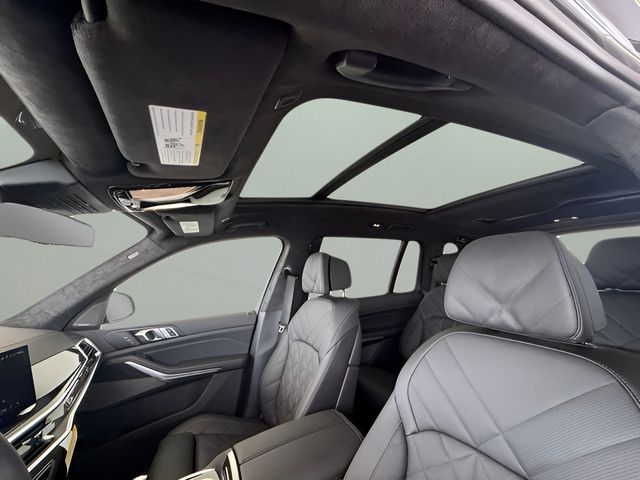 2026 BMW X7 40i - Photo 24