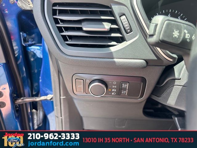 Used Car 2022 Ford Escape  Se For Sale Under $25,000 In San Antonio, Texas