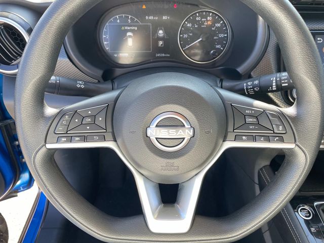 2023 Nissan Kicks SV 16