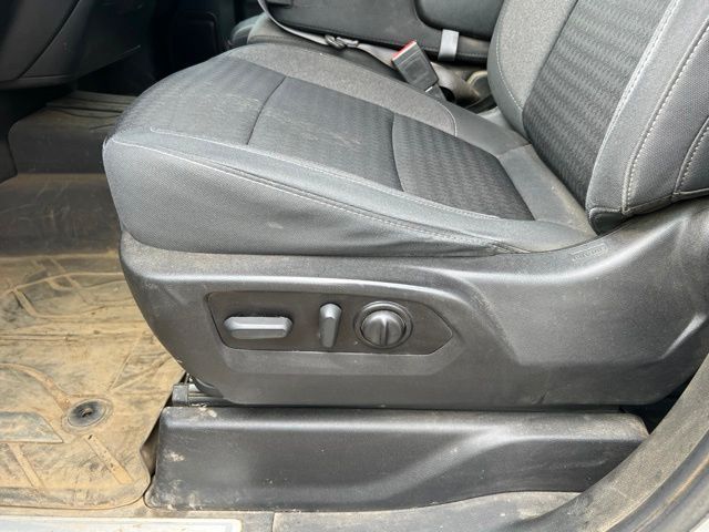 2022 Silver Ice Metallic Chevrolet Silverado 3500HD LT 4X4 Truck