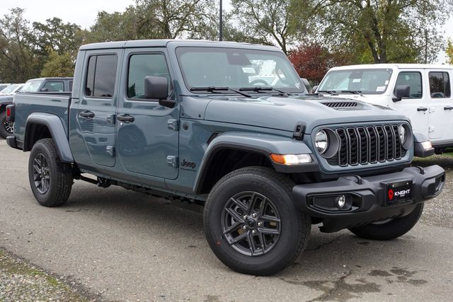 new 2026 Jeep Gladiator car, priced at $46,395